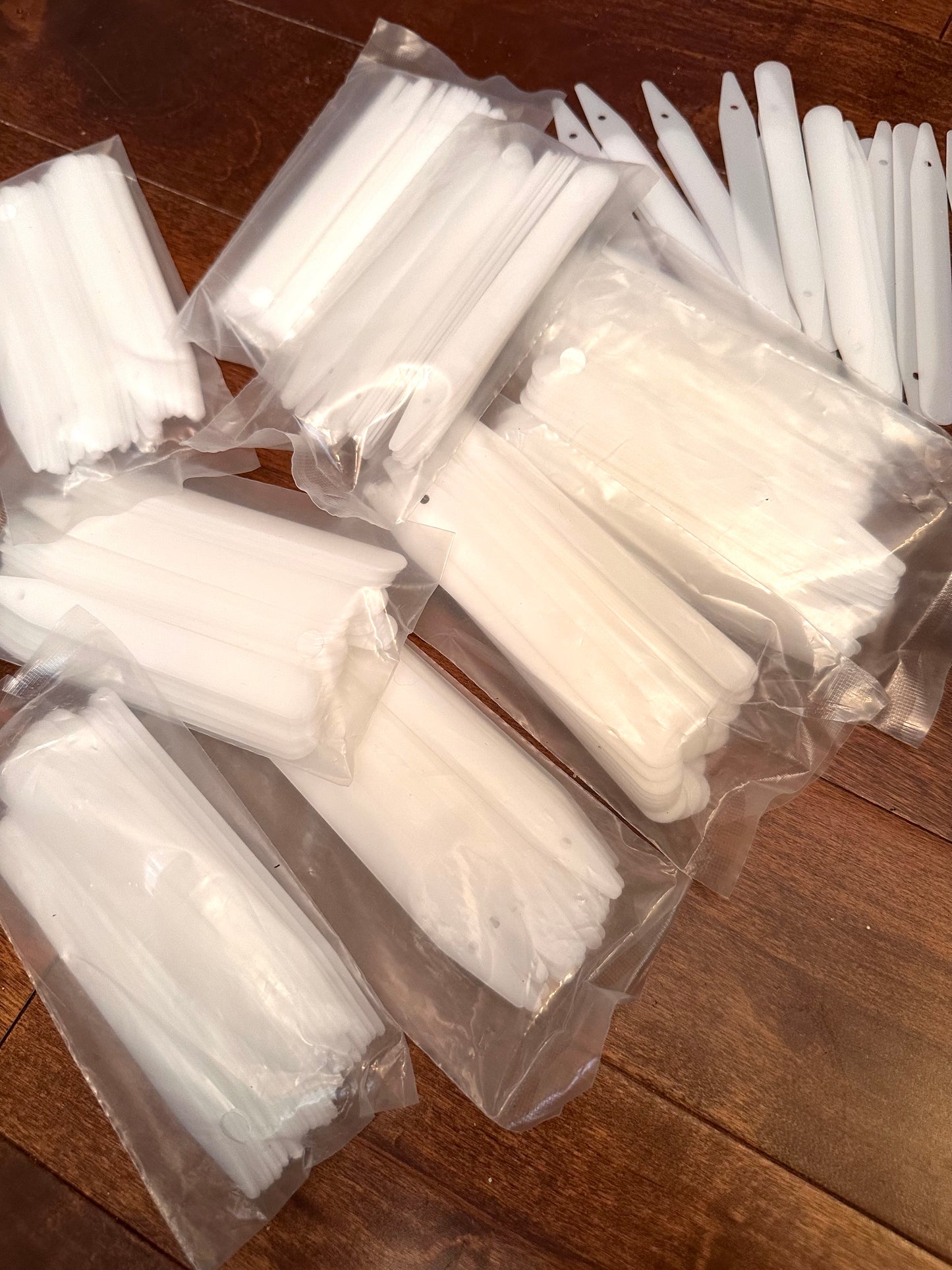 Thick Plastic Plant Tag - 40 Pieces/Bag